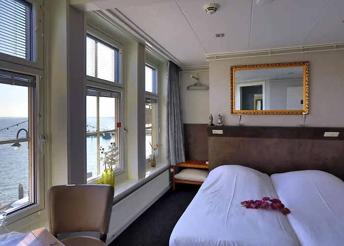 Hotel Cafe Restaurant Van Den Hogen