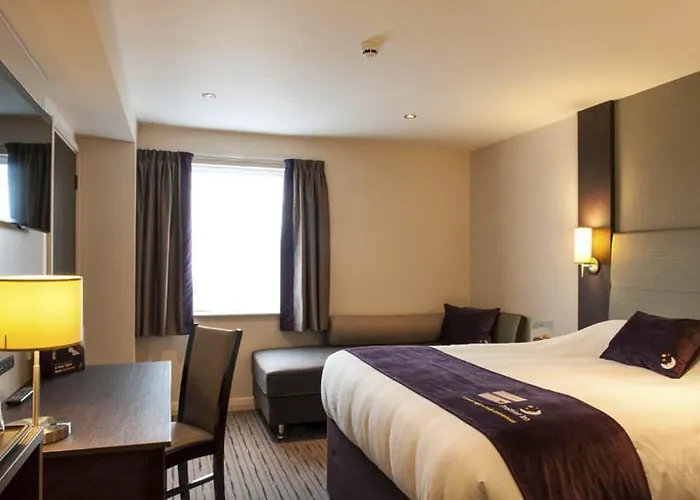 Premier Inn Luton Town Centre