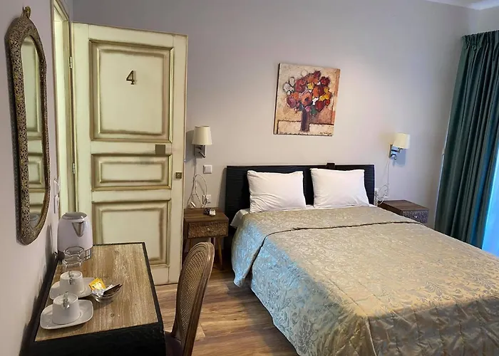 Le Bijou Luxury Rooms & Suites