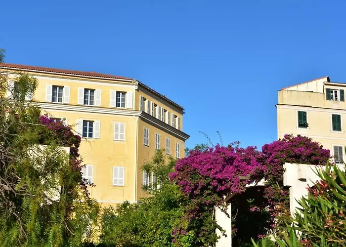 Superbe Appartement En Plein Coeur D'Ajaccio