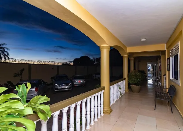 Karibu Bb Suites