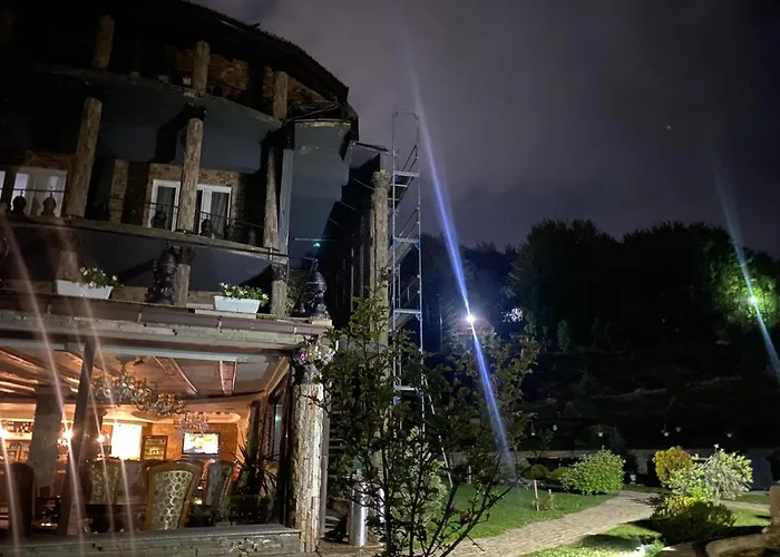 Rey Hotel