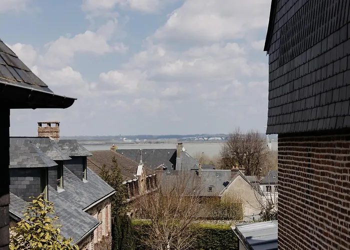La Maison De Lucie