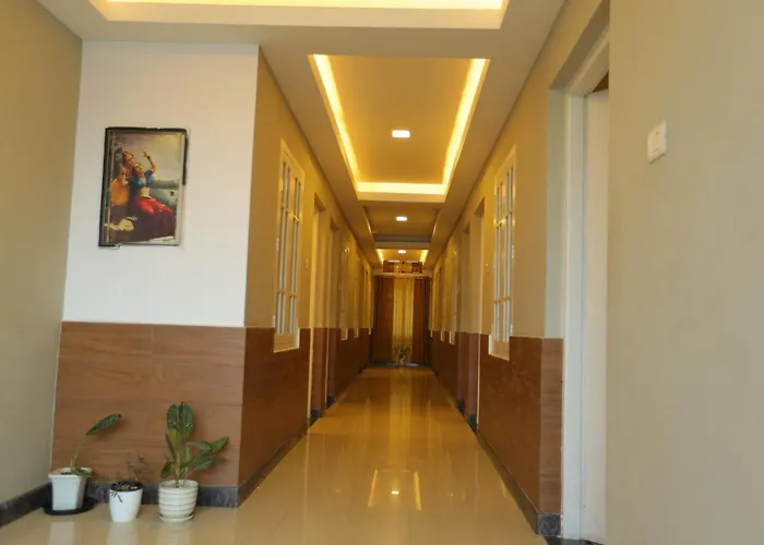 Sapphire Inn
