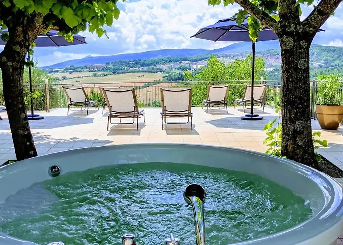 Arts Club Suite & Spa