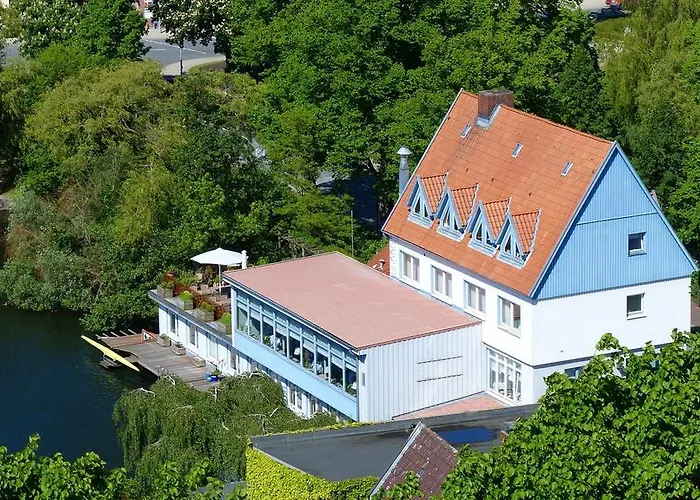 Restaurant und Hotel Zum Weissen Ross