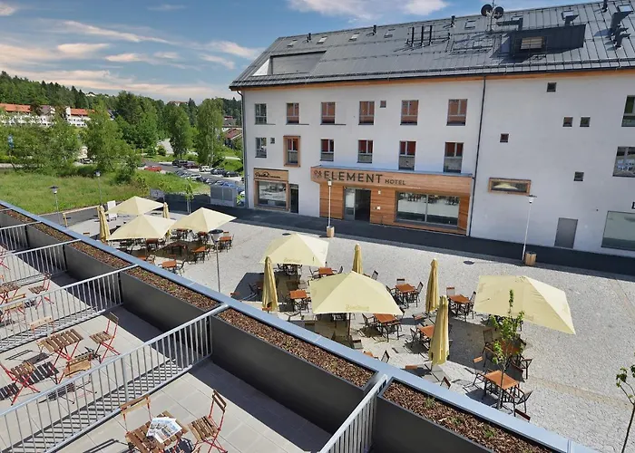 Hotel Element