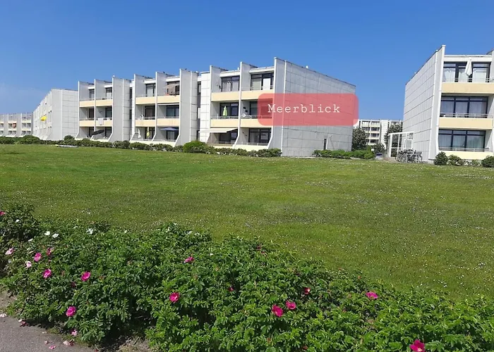 Appartement mit Balkon und Meerblick