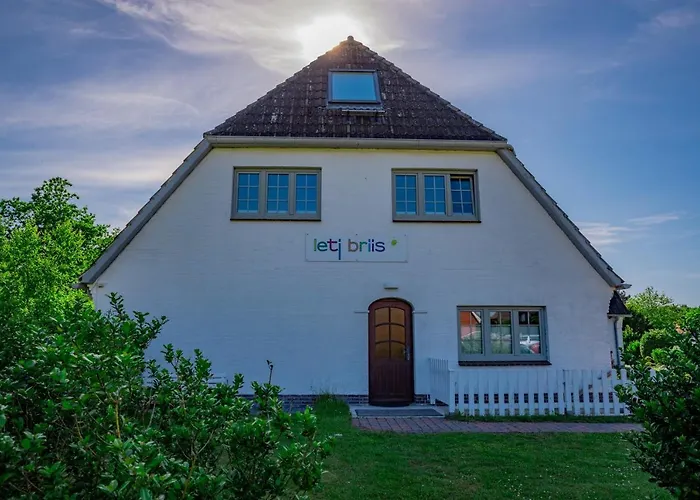 Letj Briis