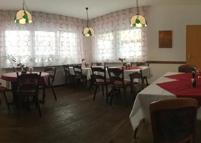 Hotel Gasthaus Felseneck Staufenberg 