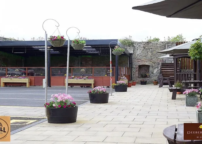 Deebert House Hotel