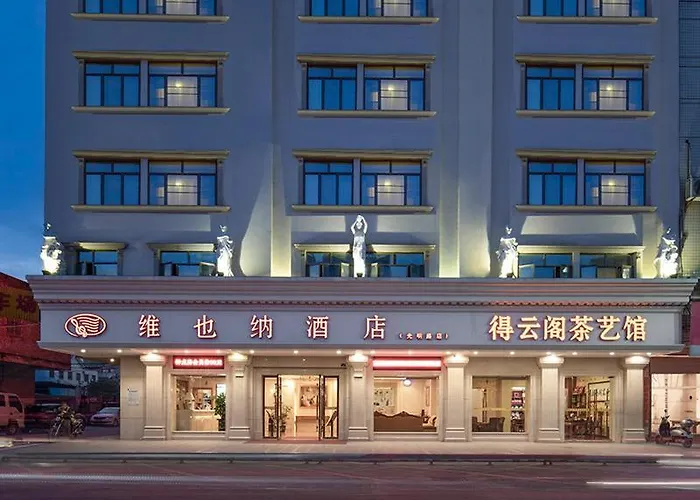 Vienna Hotel Qingyuan Yingde Guangming Road