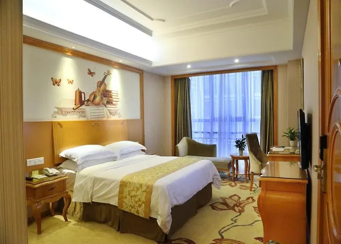 Vienna International Hotel Changsha West Bus Station