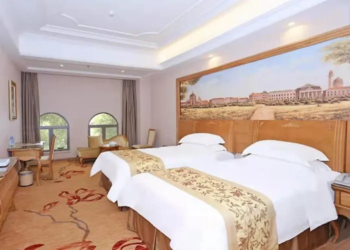Vienna Hotel Shantou Longhu South Taishan Road