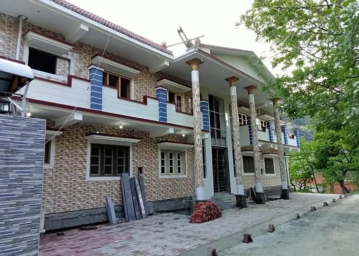 Shah Family Guest House