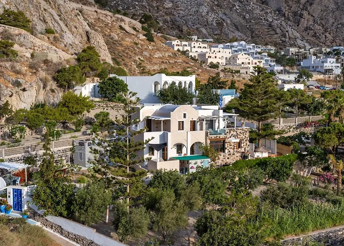 Moschatos Beach House