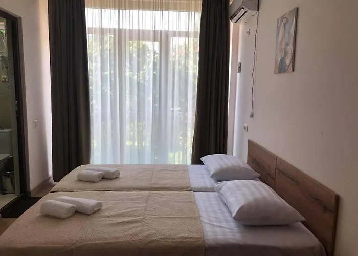 Chaki Hotel
