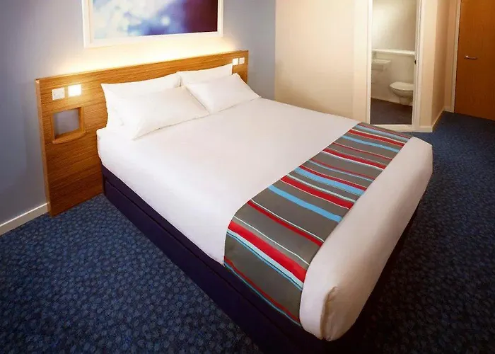 Travelodge Dundee Strathmore Avenue
