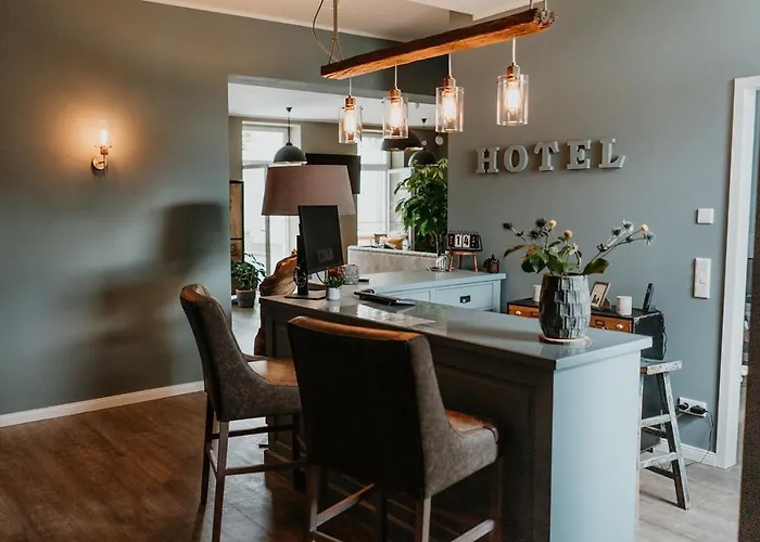 Hoenow Hotel