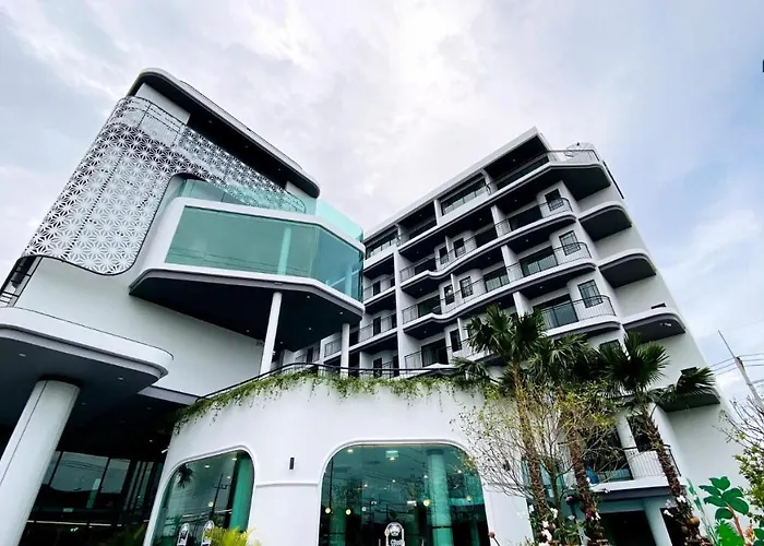 Poolrada Boutique Hotel - Sha Plus