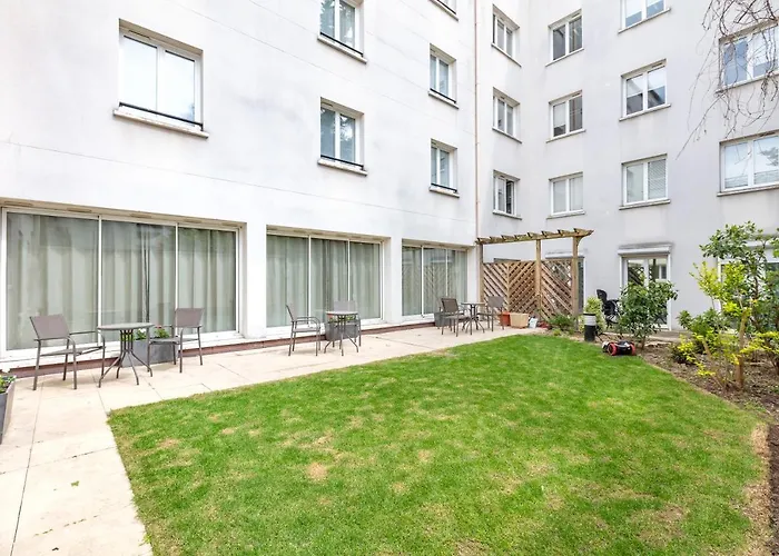 Hotel Montbriand Antony - Ancien Alixia
