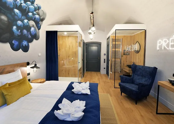 1552 Boutique Hotel