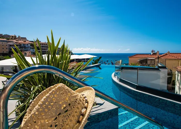 Pestana Fisherman Village