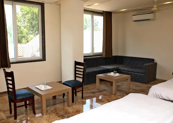 Hotel Keshav Inn