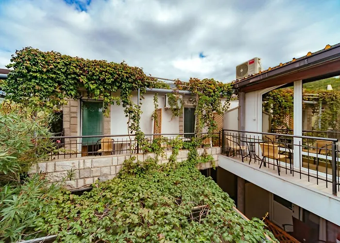 Hotel Savojo