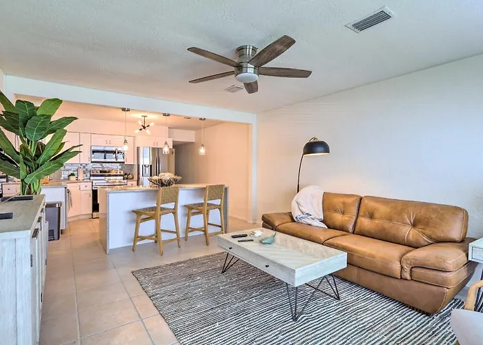 Walkable Florida Duplex: 2 Blocks To Cocoa Beach!