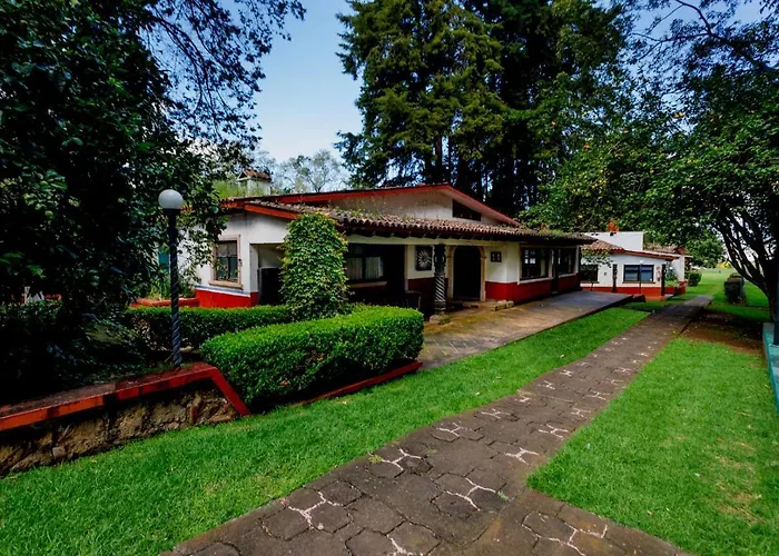 Lago Sol Hotel & Suites