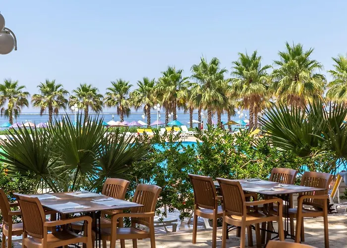 Hotel Grand Efe