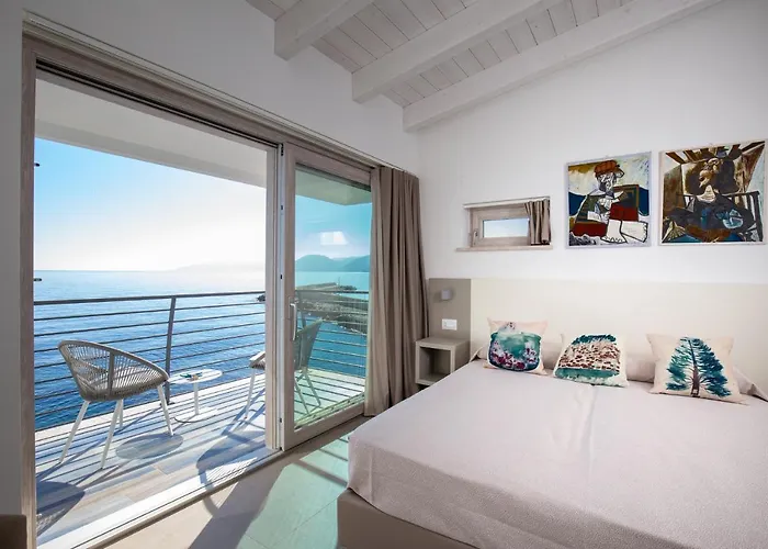 Hotel Caramare
