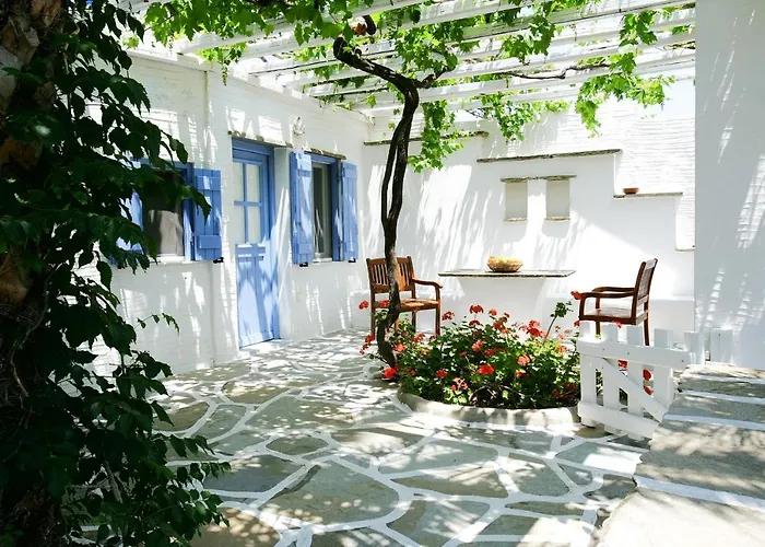 Golden Beach Studios&Suites