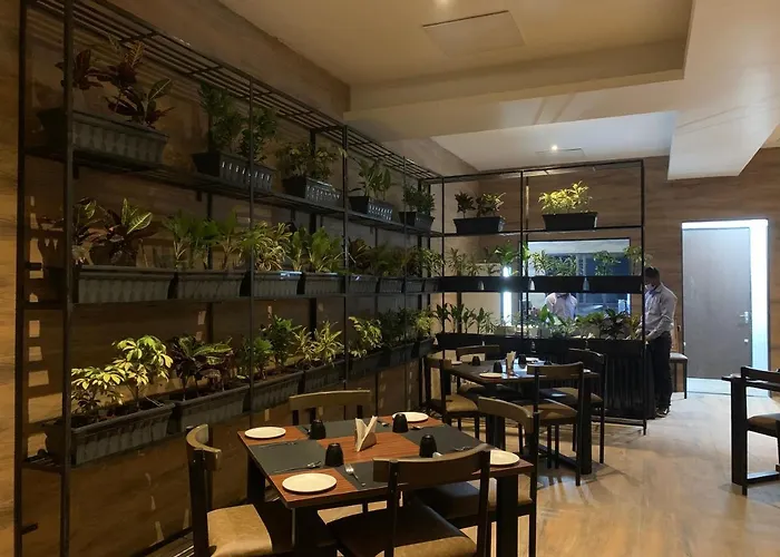 Hotel Padmawati Grand