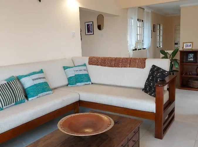 Cole Street Guesthouse