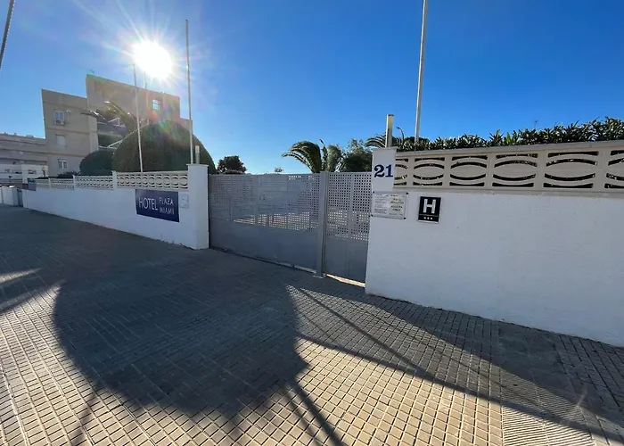 Hotel Plaza Miami - Solo Adultos