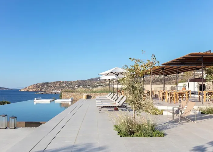Nos Hotel & Villas