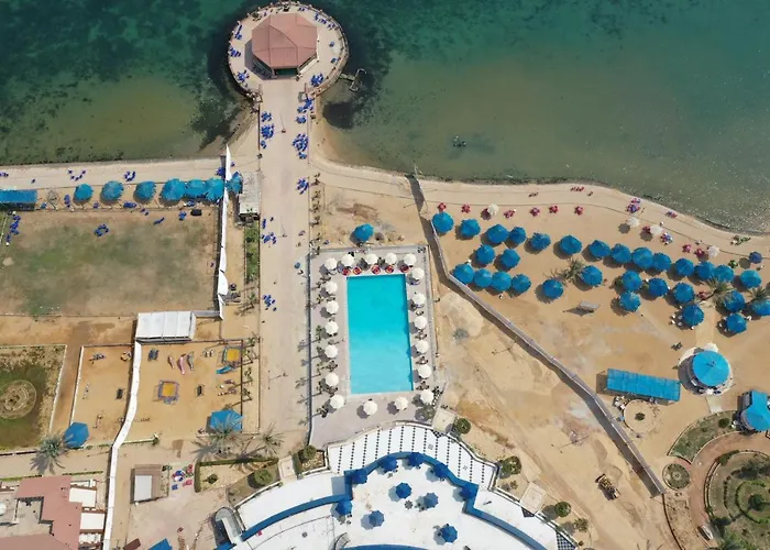 Jewel Fayed Hotel