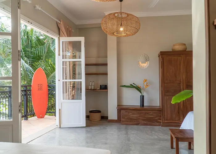 The Slow Vegan Hotel