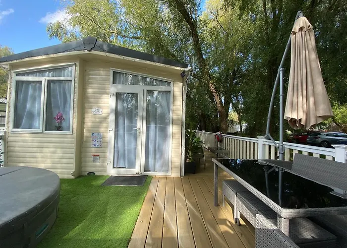 Luxury Holiday Home Happiness At Tattershall Lake#