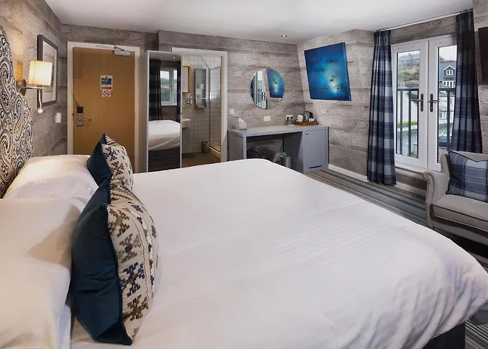 Hotel Hebrides