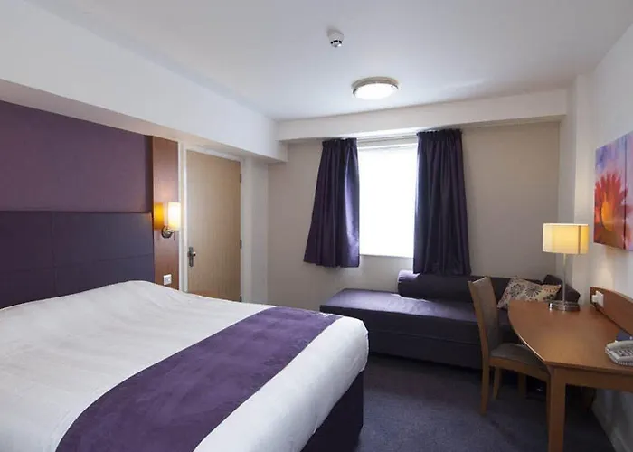 Premier Inn Bridgend Central