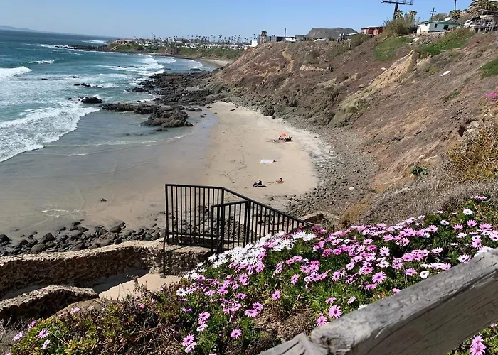 Beachfront Condo Close Puerto Nuevo, Papas, And Valle De Guadalupe