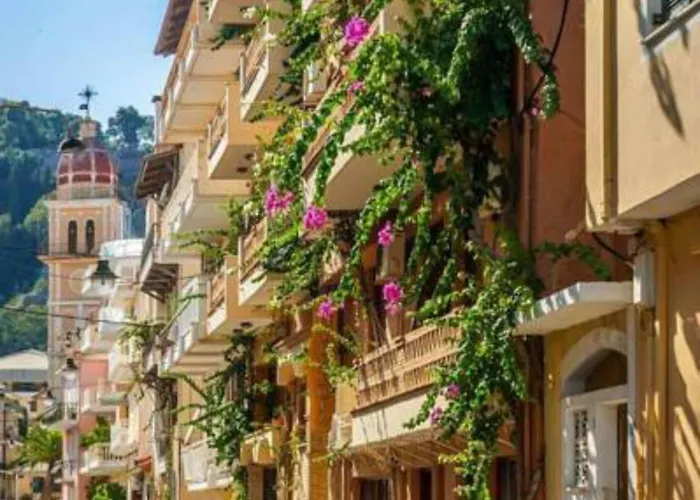 Yria Hotel