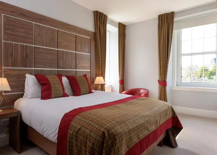 The Glenmoriston Townhouse Hotel