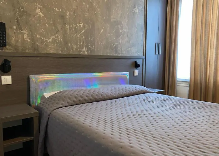 Aero Hotel