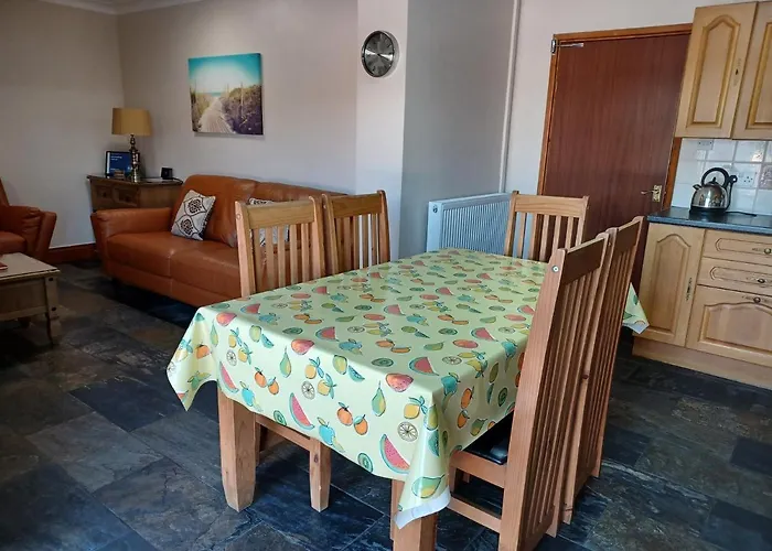 Dunroaming Cottage