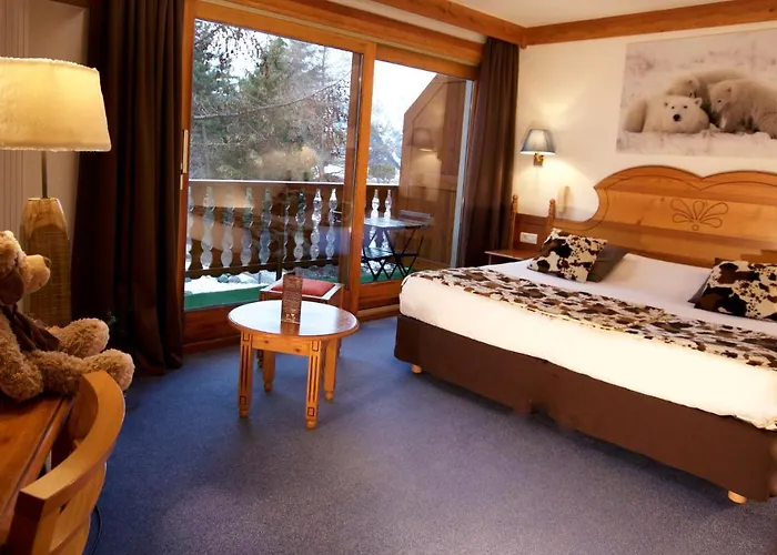 Hotel Serre Palas