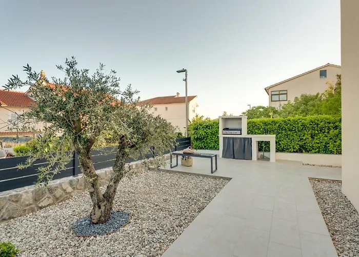 Cosmopolitan Apartments